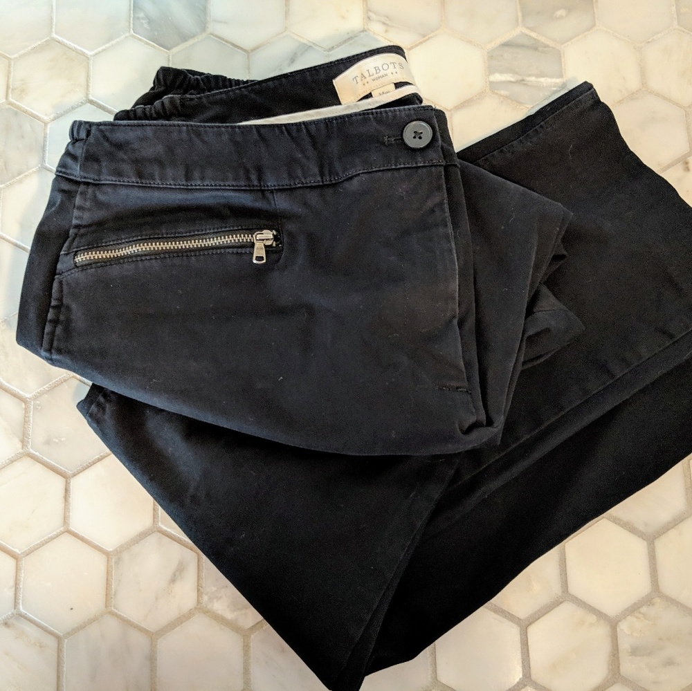 Black Talbots 14W ankle pants with zipper detail